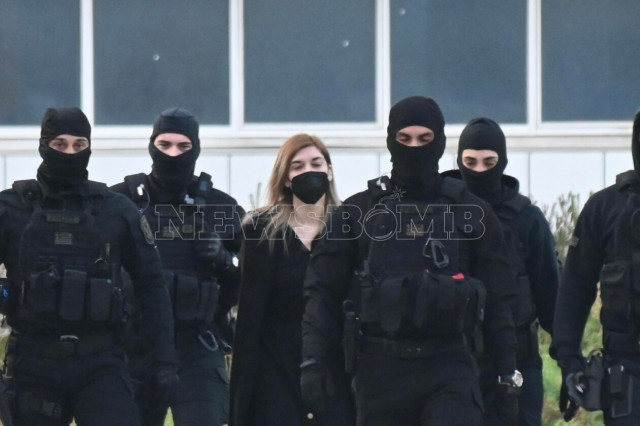 Η Ρούλα Πισπιρίγκου στο εδώλιο: Ο Κούγιας ζήτησε αναβολή