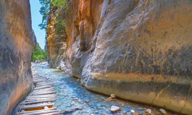 Επτά φαράγγια της Κρήτης για να χαθείς μέσα στην ομορφιά τους!