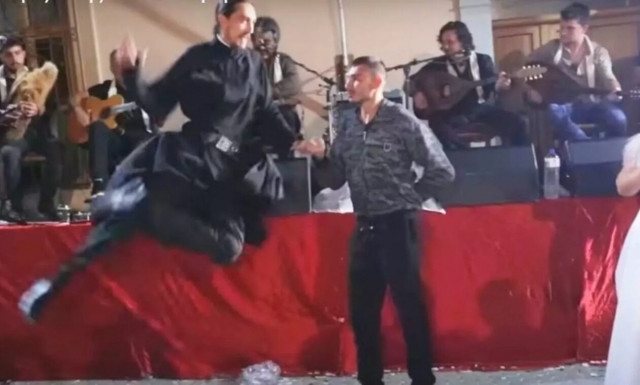 Κρήτη: Σπάει τα… κοντέρ o Μαλεβιζιώτης του ιερομόναχου Ευγένιου!