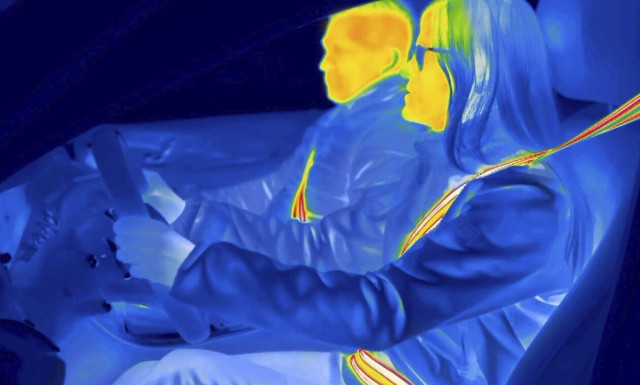 Θερμαινόμενες ζώνες ασφαλείας για τα ηλεκτρικά αυτοκίνητα