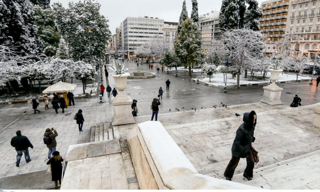 Καιρός: Χειμωνιάζει την Τρίτη - Κακοκαιρία και χιόνια