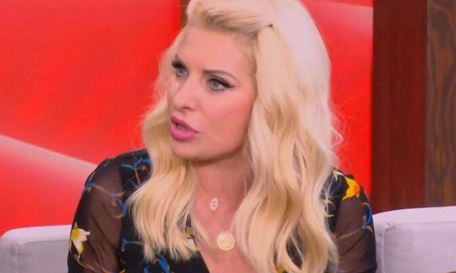 Ελένη Μενεγάκη για επιλόχειο κατάθλιψη: «Ήθελα πολύ και τα 4 παιδιά»