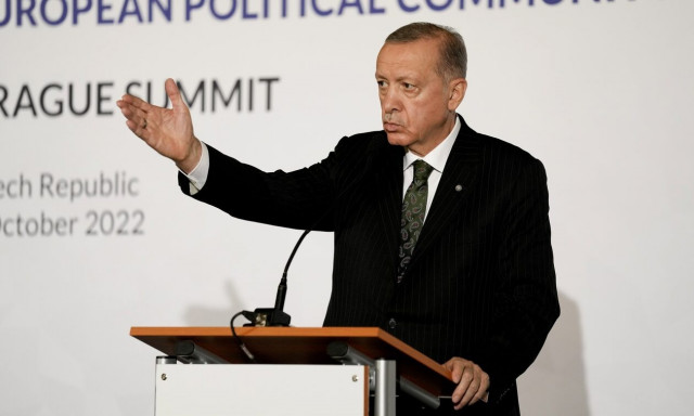 Ερντογάν: Κάποιες χώρες αφήνουν τους μετανάστες να πεθάνουν στο Αιγαίο