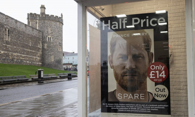 Χάρι: Ξεπουλάει η αυτοβιογραφία του – 400.000 αντίτυπα σε μια μέρα