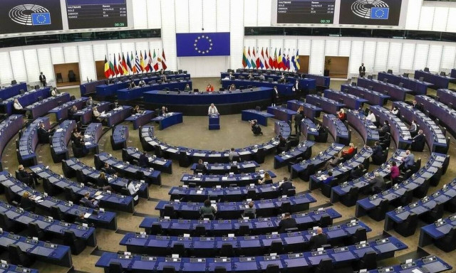 Ευρωβαρόμετρο: Η ακρίβεια φοβίζει τους Ελληνες