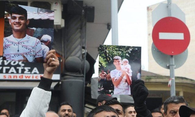 Θεσσαλονίκη: Απόπειρα αυτοκτονίας από τη σύζυγο του 16χρονου Ρομά που σκοτώθηκε από αστυνομικά πυρά