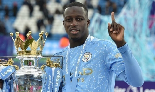 Μπέντζαμιν Μεντί: Αθωώθηκε για τις κατηγορίες βιασμού ο αμυντικός της Μάντσεστερ Σίτι