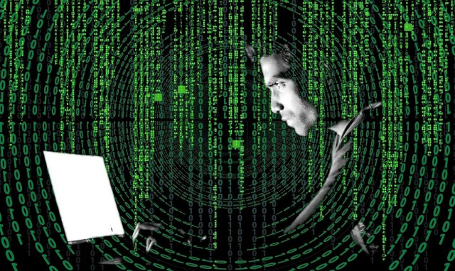 Τράπεζες: Αποζημιώση σε θύματα ηλεκτρονικής απάτης προβλέπει το νέο νομοσχέδιο