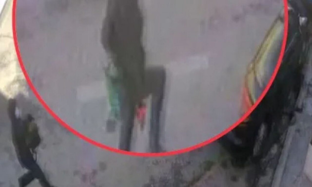 Βίντεο ντοκουμέντο από τη ληστεία στο κοσμηματοπωλείο στη Βάρη