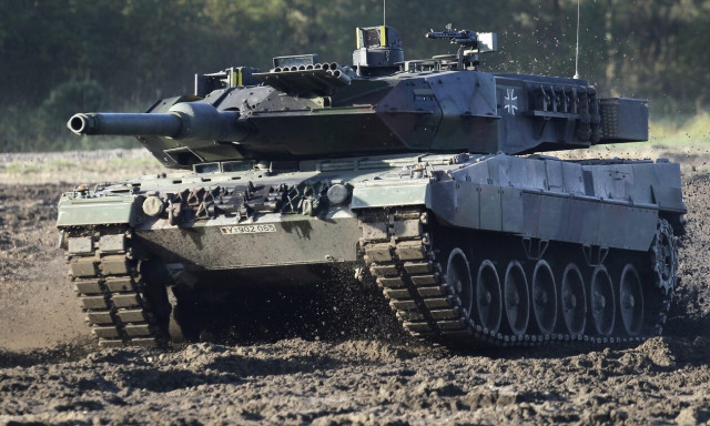 Γερμανία: Το 2024 θα μπορούσαν να παραδοθούν άρματα Leopard στην Ουκρανία