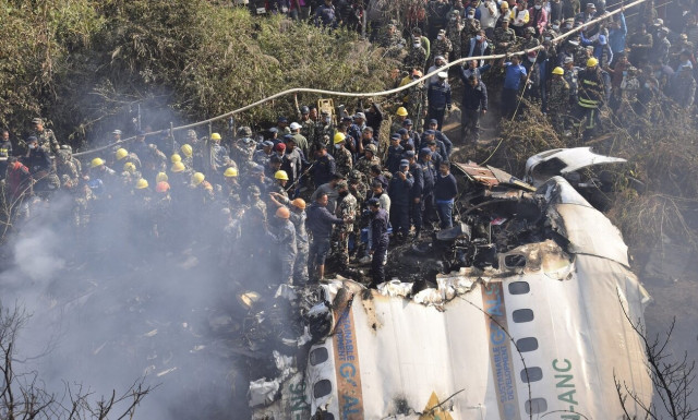 Νεπάλ: Βίντεο ντοκουμέντο μέσα από το αεροπλάνο λίγο πριν τη μοιραία πτώση