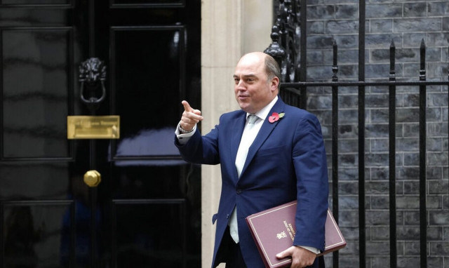 Η Βρετανία ανακοίνωσε στρατιωτική βοήθεια-μαμούθ προς την Ουκρανία