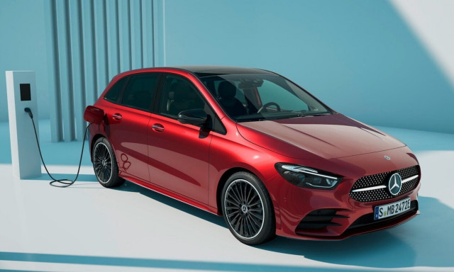 Mercedes: Η ανανεωμένη B-Class έτοιμη για παραγγελία- Πόσο κοστίζει;