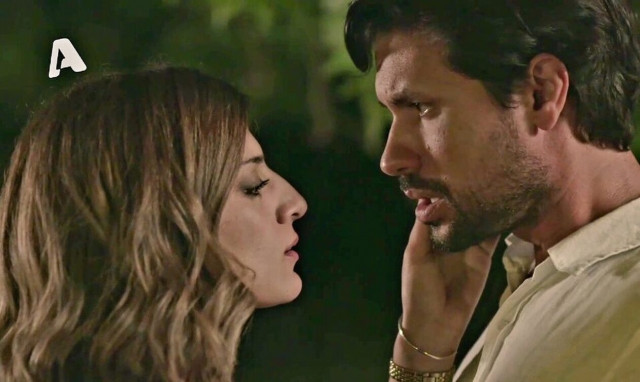 Ο Σασμός επέστρεψε και το Twitter «λύγισε» με Αργυρώ και Αστερη