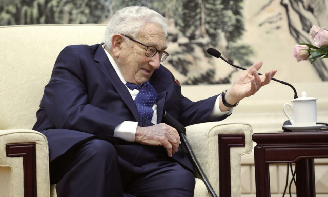 Ο 99χρονος Κίσινγκερ ζητάει από το ΝΑΤΟ να εντάξει στους κόλπους του την Ουκρανία