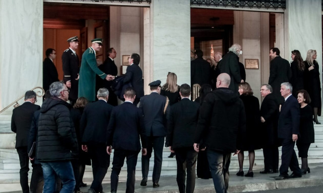 Πόσο στοίχισε το δείπνο μετά την κηδεία του τέως βασιλιά Κωνσταντίνου στο Μεγάλη Βρετανία