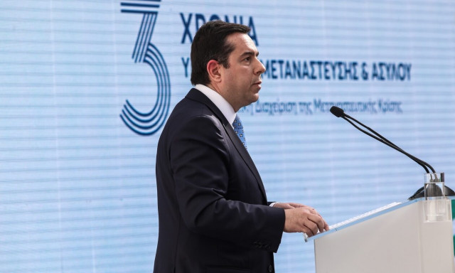 Migration Min Mitarachi visits Romania