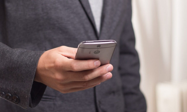 Πάτρα: Ηλικιωμένη άφησε 30.000 ευρώ σε κάδο - Πώς έπεσε θύμα τηλεφωνικής απάτης