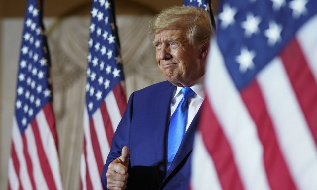 Ντόναλντ Τραμπ: Ζητάει να επιστρέψει στο Faceboook