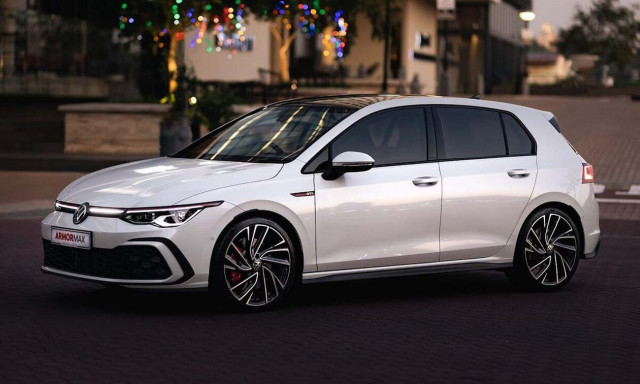 Αυτό το VW Golf GTI είναι ετοιμοπόλεμο!