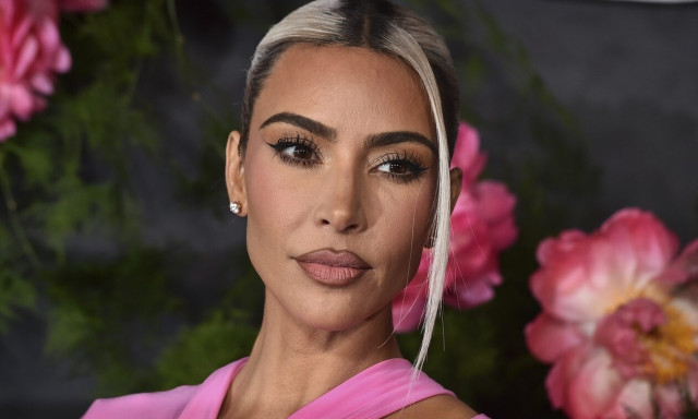 Κιμ Καρντάσιαν: Αγόρασε τον σταυρό που φορούσε η πριγκίπισσα Νταϊάνα το 1987