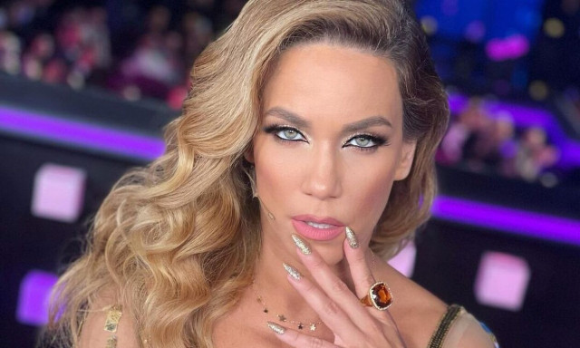 Κατερίνα Στικούδη: Ποζάρει γυμνή και μεταφέρει ένα δυνατό μήνυμα για τις γυναίκες