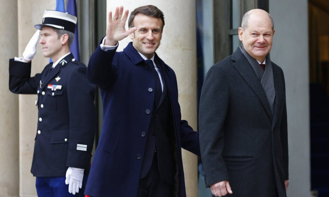 Μακρόν: Παρίσι και Βερολίνο να γίνουν πρωτοπόροι στην επανίδρυση της Ευρώπης