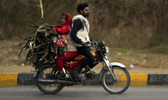 Πακιστάν: Εκτεταμένα μπλακ-άουτ από το Ισλαμαμπάντ μέχρι το Καράτσι