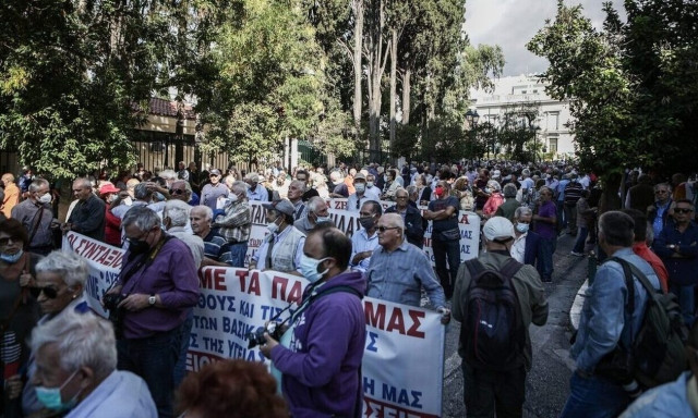 Αναδρομικά: Κρίσιμος ο Φεβρουάριος για την επιστροφή τους στους συνταξιούχους