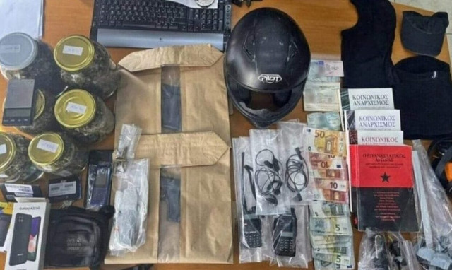 Πάτρα: Προφυλακιστέοι οι «6» της συμμορίας με τα όπλα και τα εκρηκτικά