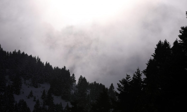 Καιρός - Αρναούτογλου: Αγριεύει το σκηνικό με βροχές και καταιγίδες πού αναμένονται χιόνια