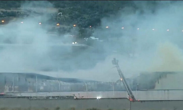 Φωτιά στον Ασπρόπυργο: Υπό έλεγχο μετά από μεγάλη κινητοποίηση της Πυροσβεστικής