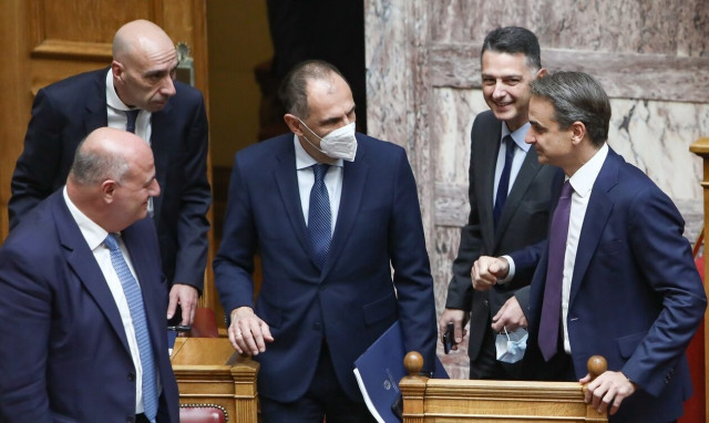 Γιατί η κυβέρνηση εκτιμά πως ο Τσίπρας αναγκάστηκε να κάνει πρόταση μομφής;