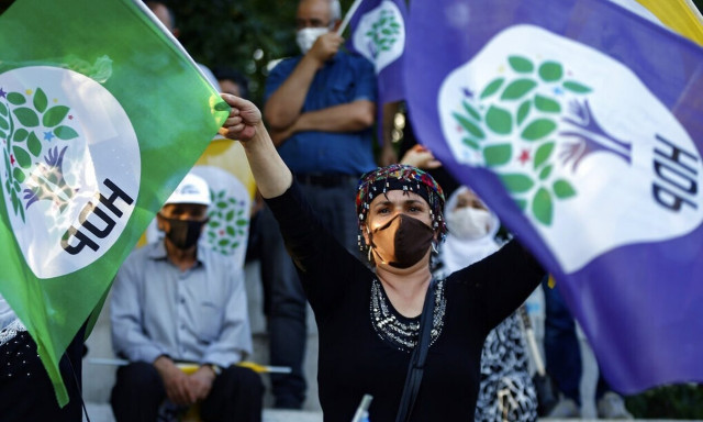 Ο Ερντογάν επιχειρεί να φιμώσει τους αντιπάλους