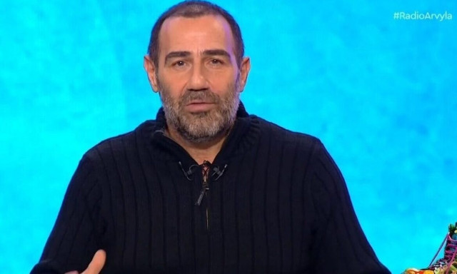 Αντώνης Κανάκης: Η συγκίνηση για την εμφάνιση της μητέρας του