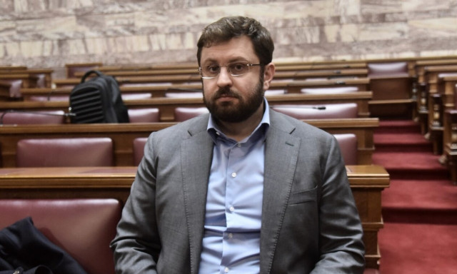 Ζαχαριάδης στο Newsbomb: Χρειάζεται ένα μέτωπο υπεράσπισης της Δημοκρατίας από το σύστημα Μητσοτάκη