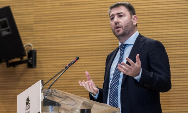 Ανδρουλάκης: Ο Μητσοτάκης δεν έχει το πολιτικό ανάστημα να αναμετρηθεί με τις ευθύνες του