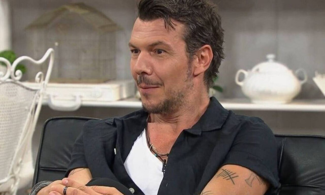 Ιωάννης Παπαζήσης: «Και σνομπ είμαι και ψώνιο είμαι»