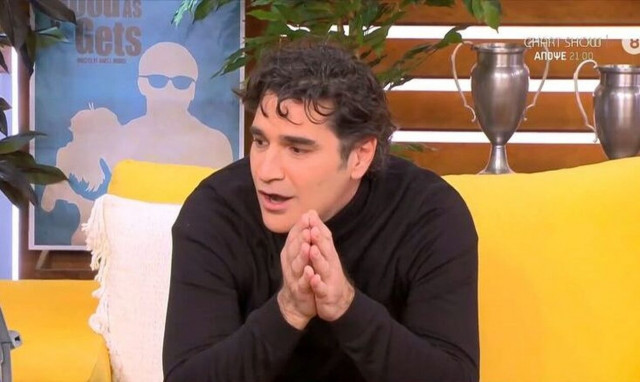 Χριστόφορος Παπακαλιάτης: Έμεινε με το στόμα ανοιχτό όταν είδε την νέα του γατούλα!