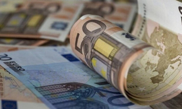 Ποιοι μισθωτοί θα δουν αυξήσεις λόγω της αναπροσαρμογής των κατώτατων αποδοχών