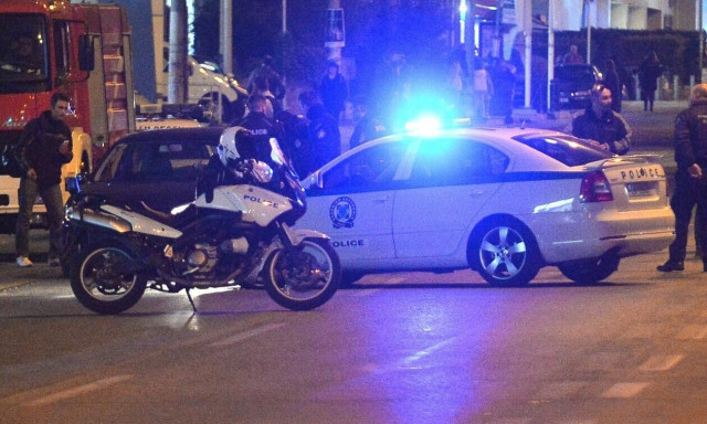 Βίντεο-ντοκουμέντο από τη στιγμή του πυροβολισμού του αστυνομικού σε μπαρ στο Ρέθυμνο