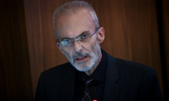 Δημήτρης Μαύρος για πρόταση δυσπιστίας: Συμψηφισμός σιχαμάρας του κόσμου προς το πολιτικό σύστημα