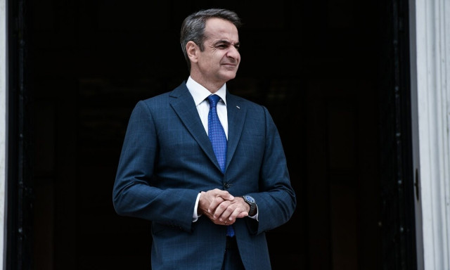 Εκλογές: Η κυβέρνηση ψάχνει «καθαρό δρόμο» μέχρι τις κάλπες