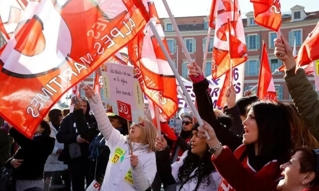 Γαλλία: Νέες μαζικές κινητοποιήσεις κατά του νέου συνταξιοδοτικού