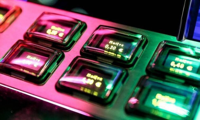 Νέο πλήγμα σε βάρος του παράνομου διαδικτυακού τζόγου από την Ελληνική Αστυνομία