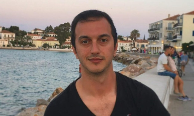 Θρήνος για τον άτυχο πιλότο Στάθη Τσιτλακίδη: Τι λένε ο αδελφός και ο θείος του στο Newsbomb.gr