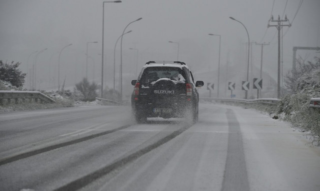 Αντιολισθητικές αλυσίδες: Πώς τις τοποθετούμε στο όχημά μας - Χρήσιμες οδηγίες