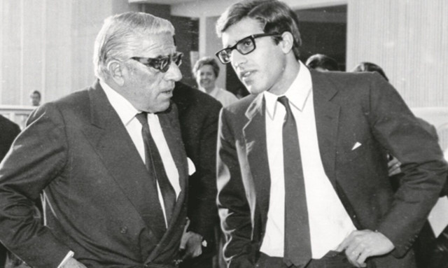 Σπάνιο βίντεο ντοκουμέντο: Η στιγμή που ο Ωνάσης ανακοινώνει τον θάνατο του γιου του Αλέξανδρου