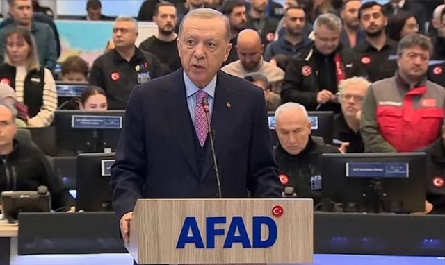 Ερντογάν για τα 7,8 Ρίχτερ στην Τουρκία: 912 νεκροί από τον σεισμό