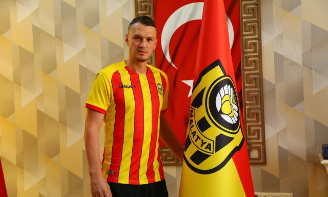 Σεισμός στην Τουρκία: Ποδοσφαιριστής πήδηξε από τον δεύτερο όροφο για να σωθεί